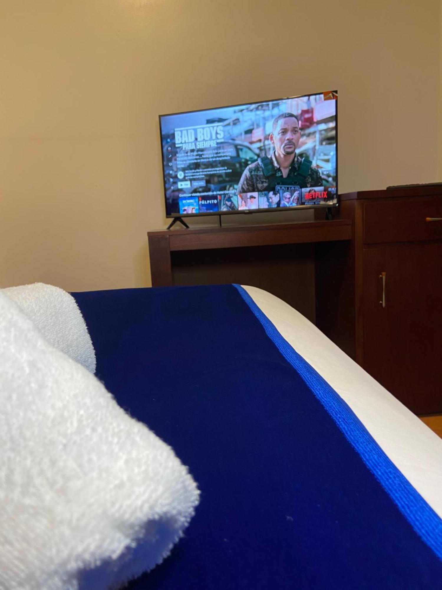 Hotel Coronel Куэнка Экстерьер фото